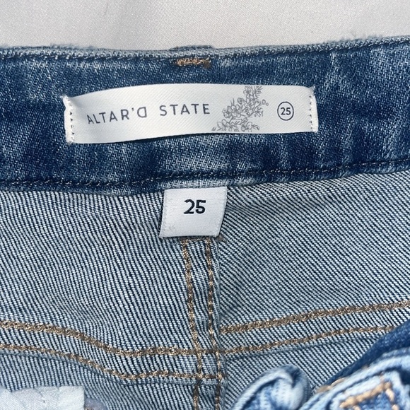 Altar’d State Women's Distressed Flare Jeans size 25 - Picture 8 of 12